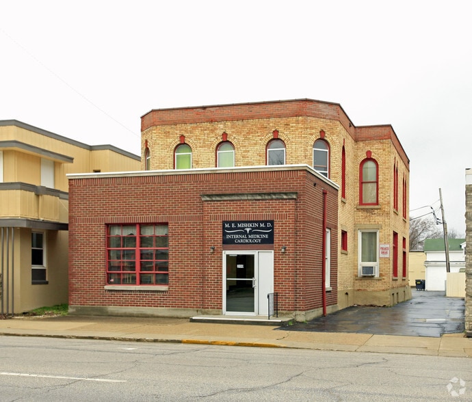 209 S 2nd St, Elkhart, IN for sale - Primary Photo - Image 1 of 4