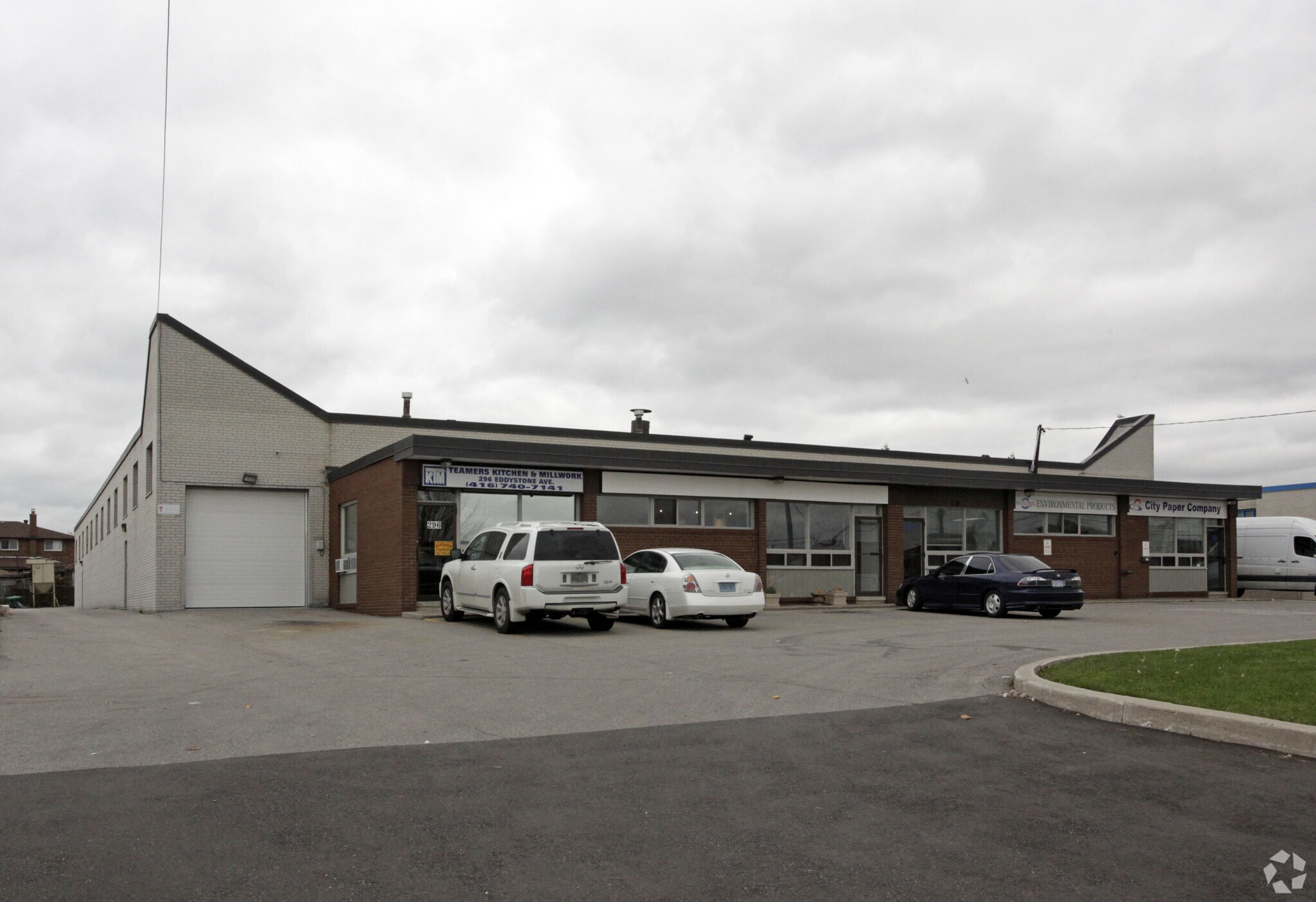 290 Eddystone Av, Toronto, ON for sale Primary Photo- Image 1 of 3