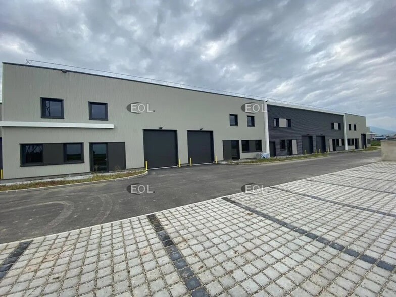 10 Rue Des Artisans, Bergheim for sale - Building Photo - Image 2 of 5