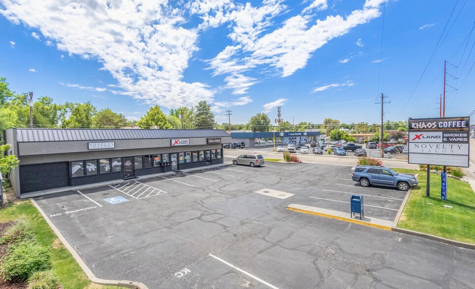 3925-3931 W Overland Rd, Boise, ID for lease - Building Photo - Image 3 of 10