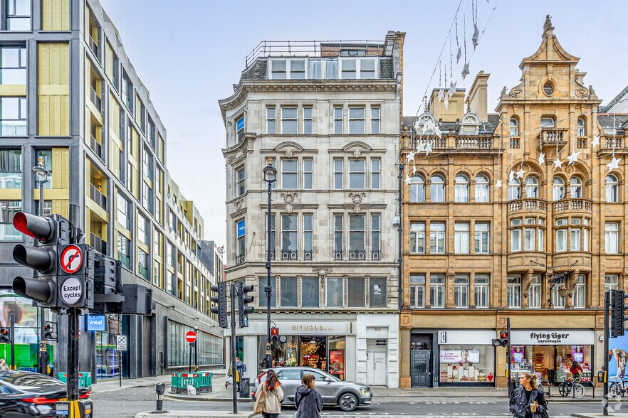 103-103A Oxford St, Londres à louer - Photo du bâtiment - Image 2 de 16