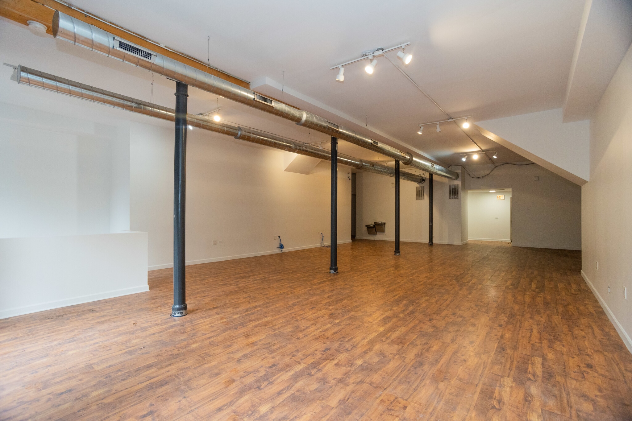 415 W North Ave, Chicago, IL for lease Interior Photo- Image 1 of 7