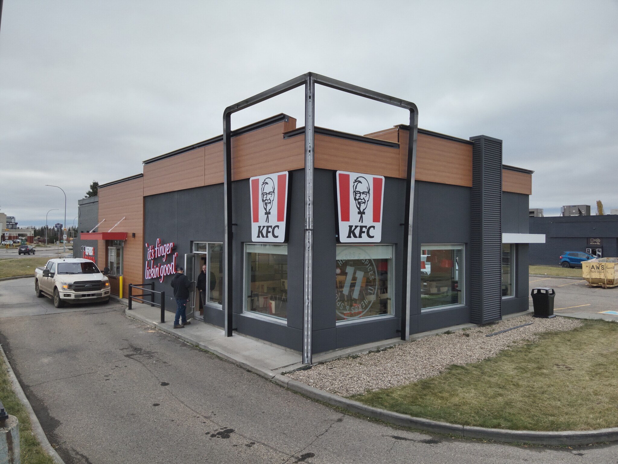 88th Ave, Fort Saskatchewan, AB for sale Primary Photo- Image 1 of 2