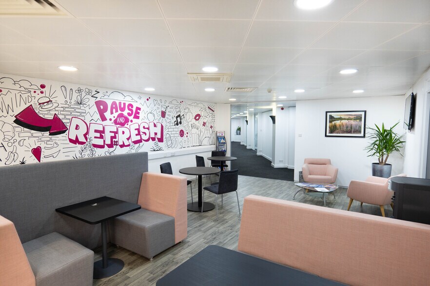 Garrett Field, Warrington à louer - Photo du bâtiment - Image 3 de 35