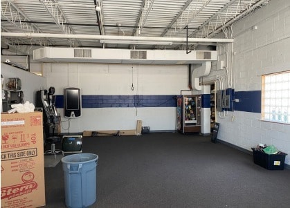 12565 W Lisbon Rd, Brookfield, WI for sale - Interior Photo - Image 3 of 6