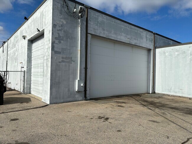 Plus de détails pour 33 Plan Way, Warwick, RI - Industriel à louer