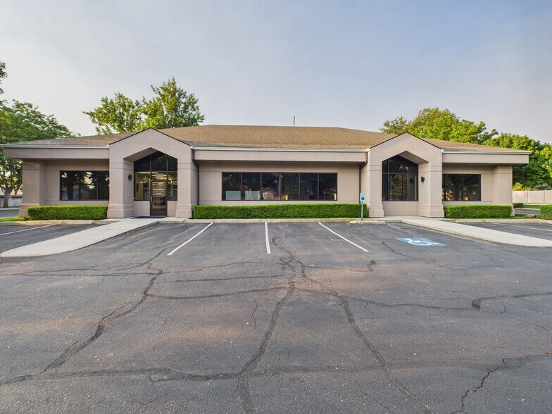 1110 N Five Mile Rd, Boise, ID à vendre - Photo du bâtiment - Image 2 de 32