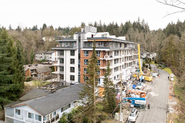 Plus de détails pour 148-154 James Rd, Port Moody, BC - Multi-résidentiel à vendre
