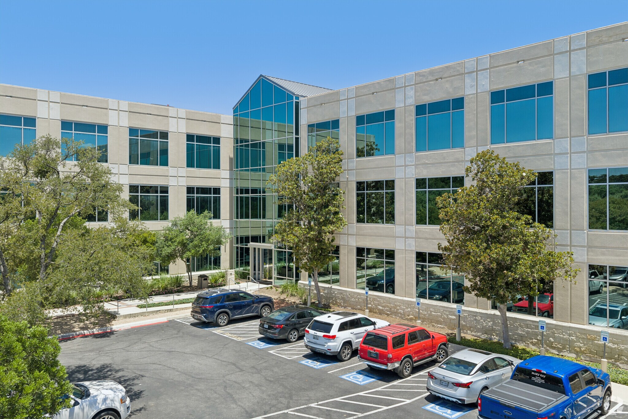 4511 Horizon Hill Blvd, San Antonio, TX à louer Photo du bâtiment- Image 1 de 27