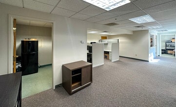 4 Bellows Rd, Westborough, MA à louer Photo intérieure- Image 1 de 6