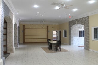 105 W Carmel Dr, Carmel, IN for sale Interior Photo- Image 2 of 4