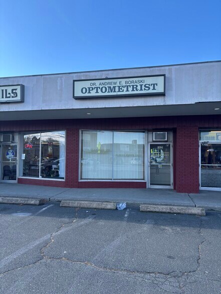 322-340 Walnut Street Ext, Agawam, MA à louer - Photo du bâtiment - Image 1 de 10