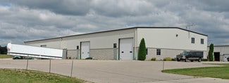 Plus de détails pour 6405 Stockhausen Ln, West Bend, WI - Local d'activités à louer