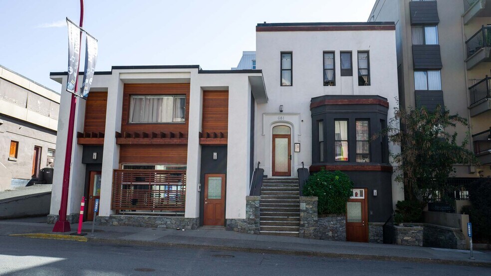 681 Herald St, Victoria, BC for sale - Building Photo - Image 1 of 6
