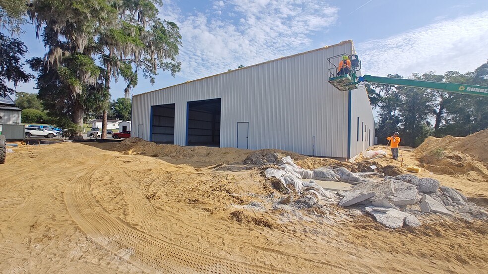 12142 County 484 Hwy, Belleview, FL for lease - Building Photo - Image 3 of 7