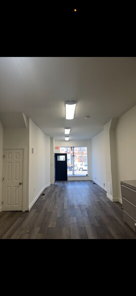 1839 W North Ave, Baltimore, MD à louer - Photo du bâtiment - Image 2 de 17