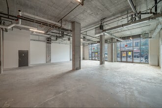 1725 Village Ln, Far Rockaway, NY for lease Interior Photo- Image 1 of 2