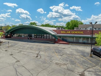 More details for 139 E Broadway, Waukesha, WI - Retail for Lease