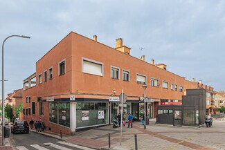 Plus de détails pour Multi-résidentiel à vendre