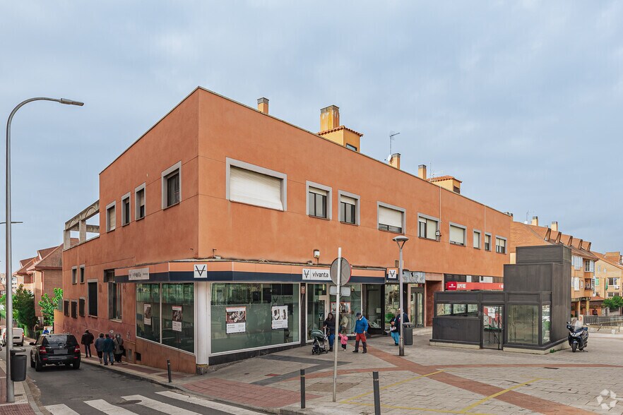 Immeuble residentiel dans Collado Villalba, Madrid à vendre - Photo principale - Image 1 de 3
