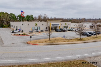 Plus de détails pour 3880 N Front St, Fayetteville, AR - Commerce de détail à vendre