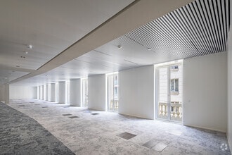 86 Boulevard Haussmann, Paris for lease Interior Photo- Image 2 of 3