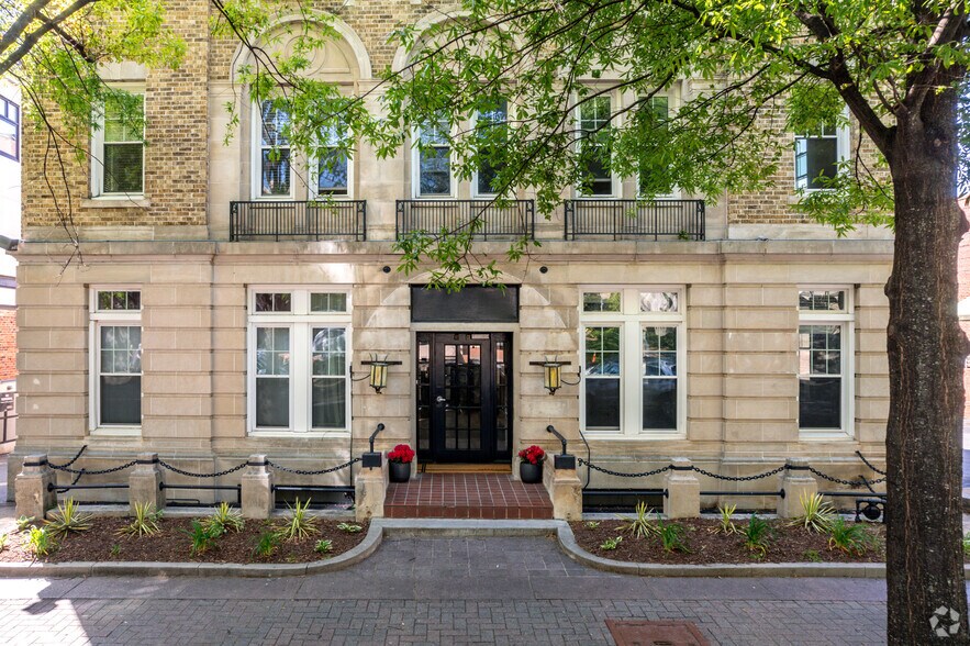 508 N Tryon St N, Charlotte, NC à vendre - Photo du bâtiment - Image 2 de 53