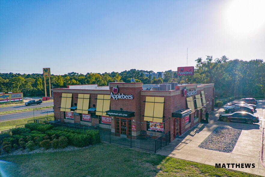 2225 S Loop 256, Palestine, TX à vendre - Photo du bâtiment - Image 2 de 3