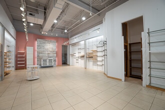 5600 Boul des Gradins, Québec, QC for lease Interior Photo- Image 2 of 3