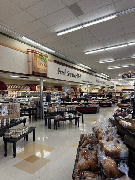 1915 Douglas Blvd, Roseville, CA à louer - Photo du bâtiment - Image 2 de 14