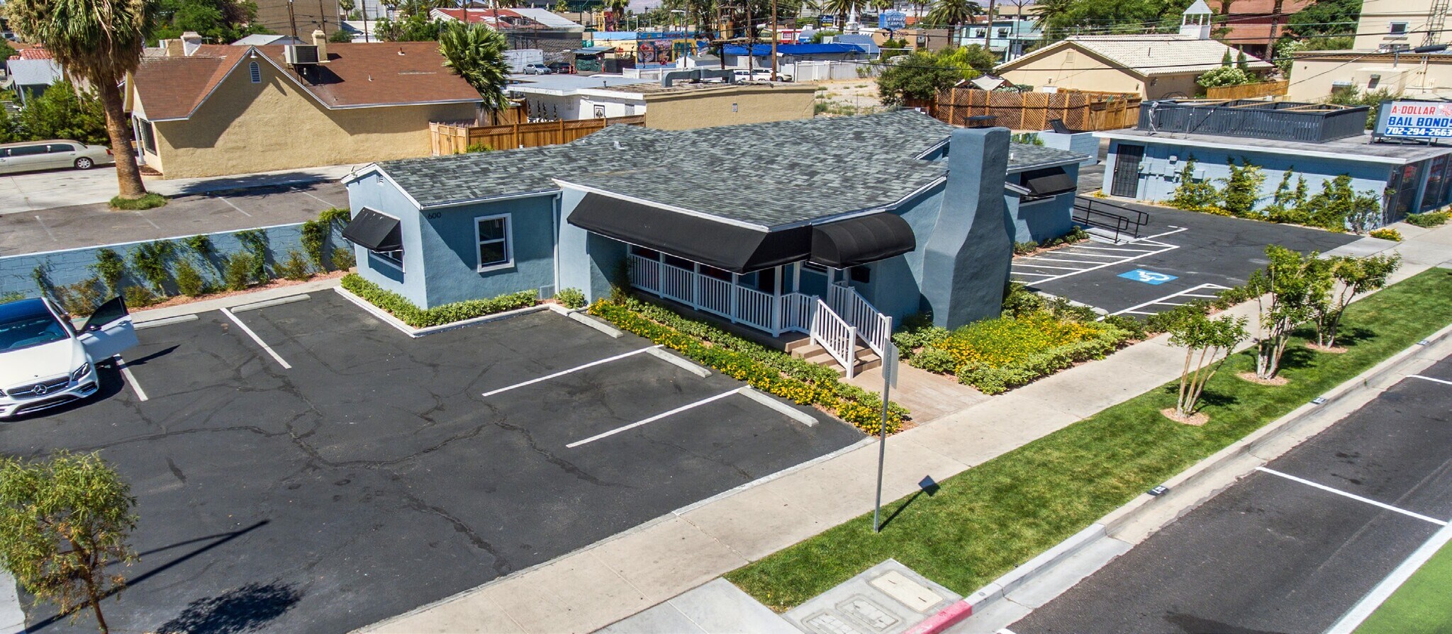 514 E Bonneville Ave, Las Vegas, NV for lease Building Photo- Image 1 of 20