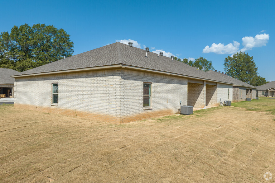 404 W Matthews St, Brookland, AR à vendre - Photo du bâtiment - Image 3 de 42