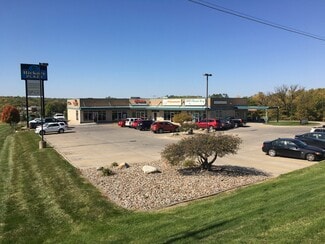 Plus de détails pour 1100 N Hickory Blvd, Pleasant Hill, IA - Commerce de détail à louer