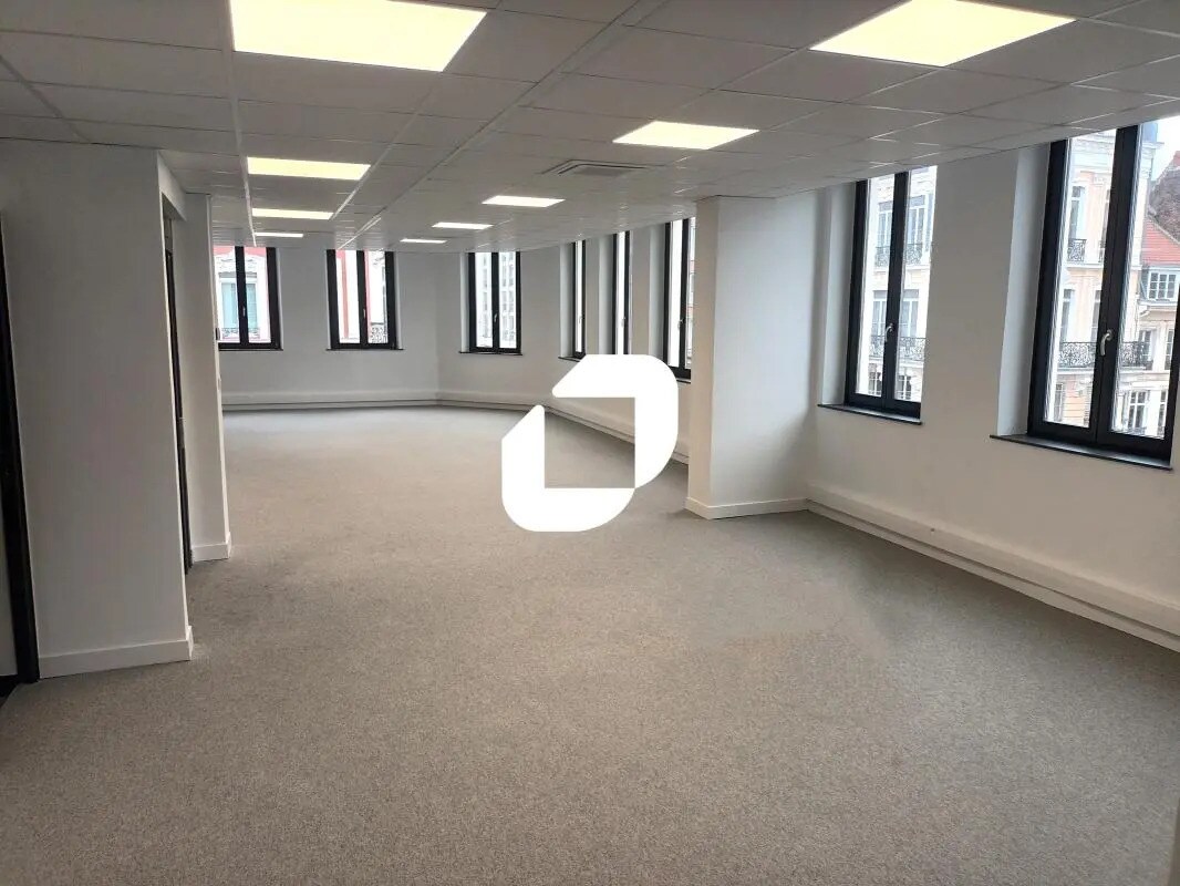 Office in Lille for lease Interior Photo- Image 1 of 8