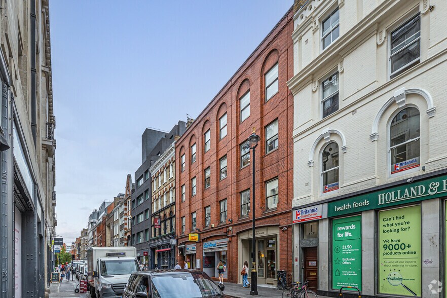 3-5 Rathbone Pl, Londres à louer - Photo du bâtiment - Image 2 de 4