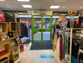 18 Scott St, Perth à louer Photo intérieure- Image 2 de 3