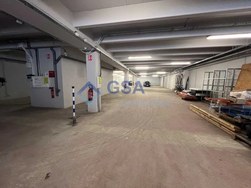 Flex dans Palaiseau à louer Photo du bâtiment- Image 1 de 7