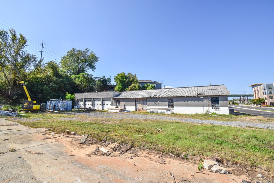 2317 & 2327 Jack Warner Pky, Tuscaloosa, AL for sale - Building Photo - Image 2 of 3