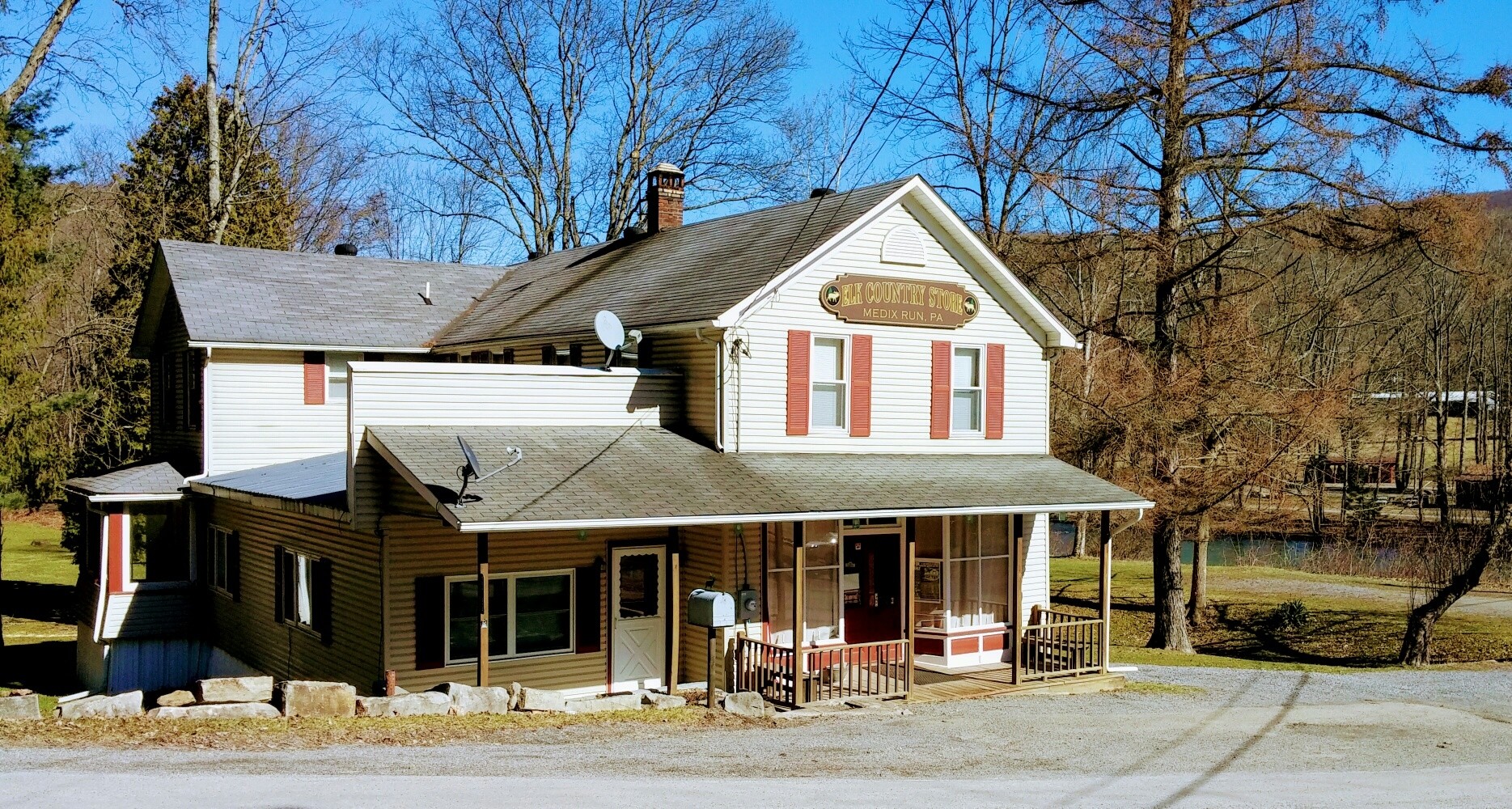 23154 Quehanna Hwy, Weedville, PA for sale Primary Photo- Image 1 of 1