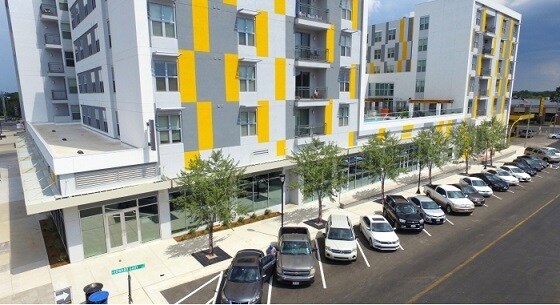 210 North Edward Gary St, San Marcos, TX à vendre - Photo du bâtiment - Image 1 de 1