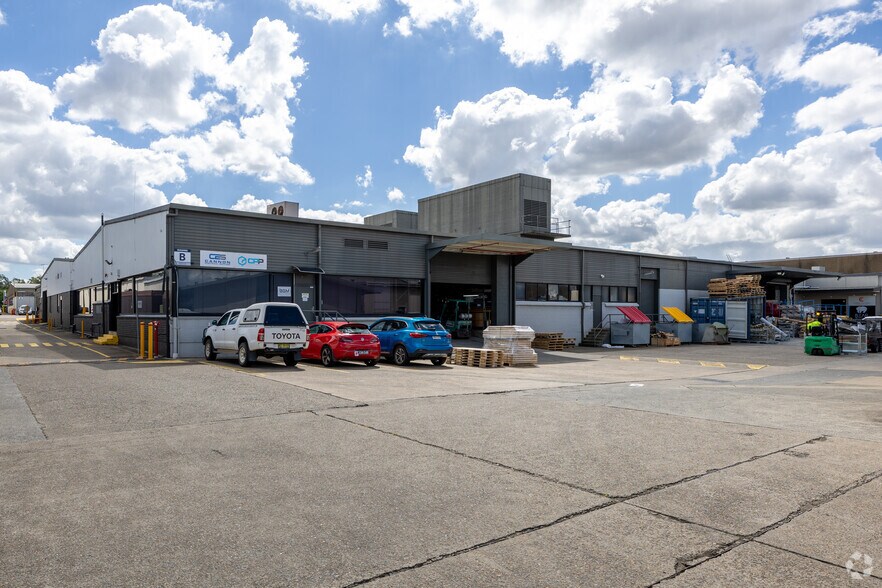 183B Prospect Hwy, Seven Hills à louer - Photo du bâtiment - Image 3 de 6
