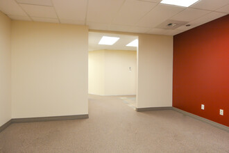 750 W 2nd Ave, Anchorage, AK for lease Interior Photo- Image 2 of 14