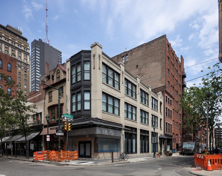 107-109 S 13th St, Philadelphia, PA for lease - Primary Photo - Image 1 of 35