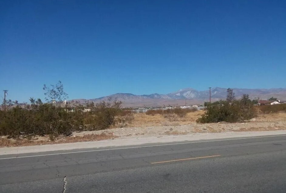 12647 Little Morongo Road, Desert Hot Springs, CA à vendre Photo principale- Image 1 de 2