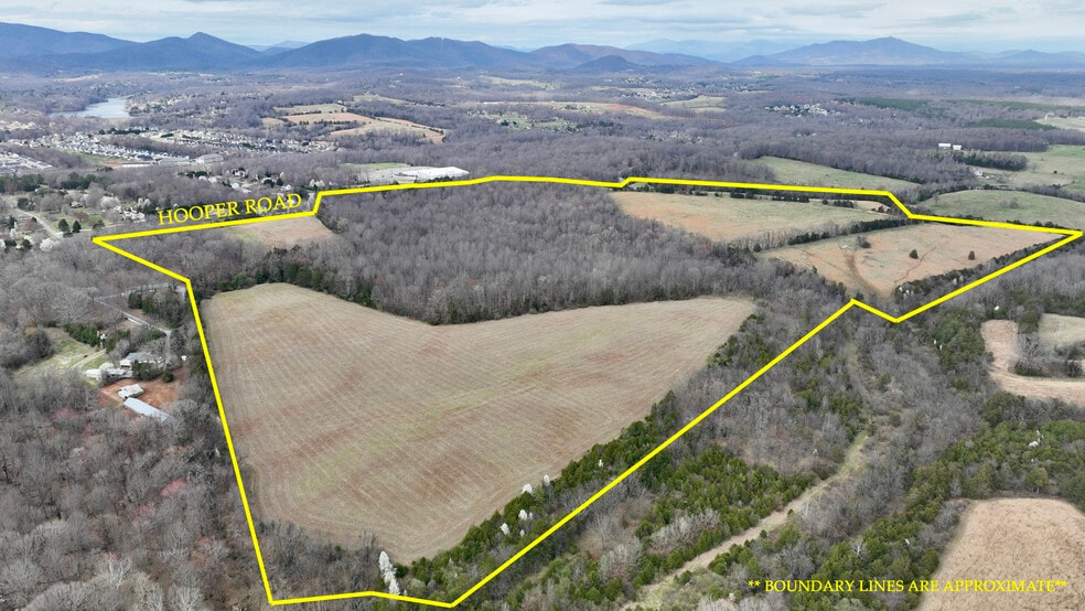 1432 Hooper Rd, Forest, VA for sale - Building Photo - Image 2 of 4