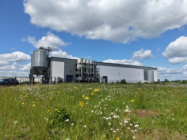 A161, Goole for sale - Building Photo - Image 1 of 3