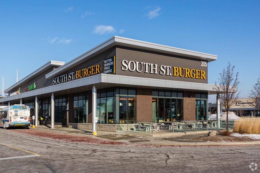 205 The Boardwalk, Kitchener, ON à vendre - Autre - Image 2 de 4