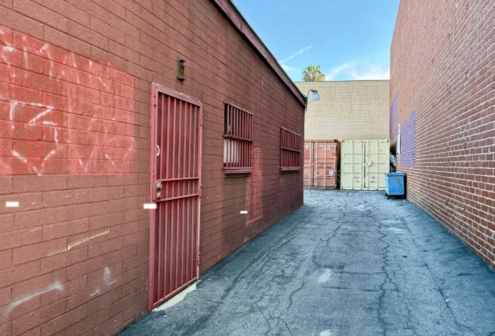 3701 S Santa Fe Ave, Vernon, CA à vendre - Photo du bâtiment - Image 3 de 6