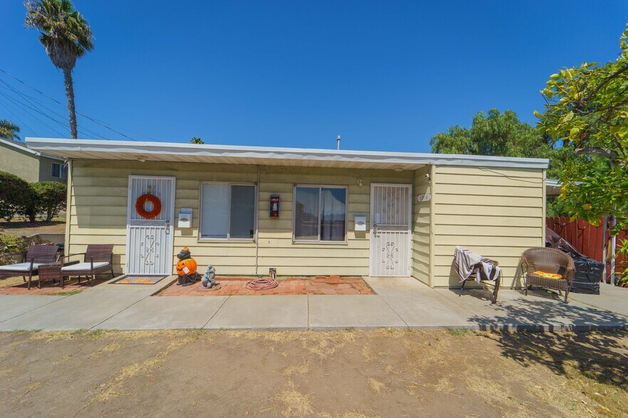 1202-1216 E 7th St, National City, CA à vendre - Photo du bâtiment - Image 2 de 18