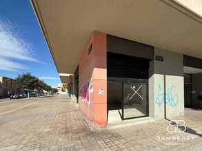 Retail in Badalona, Barcelona for lease Interior Photo- Image 2 of 10